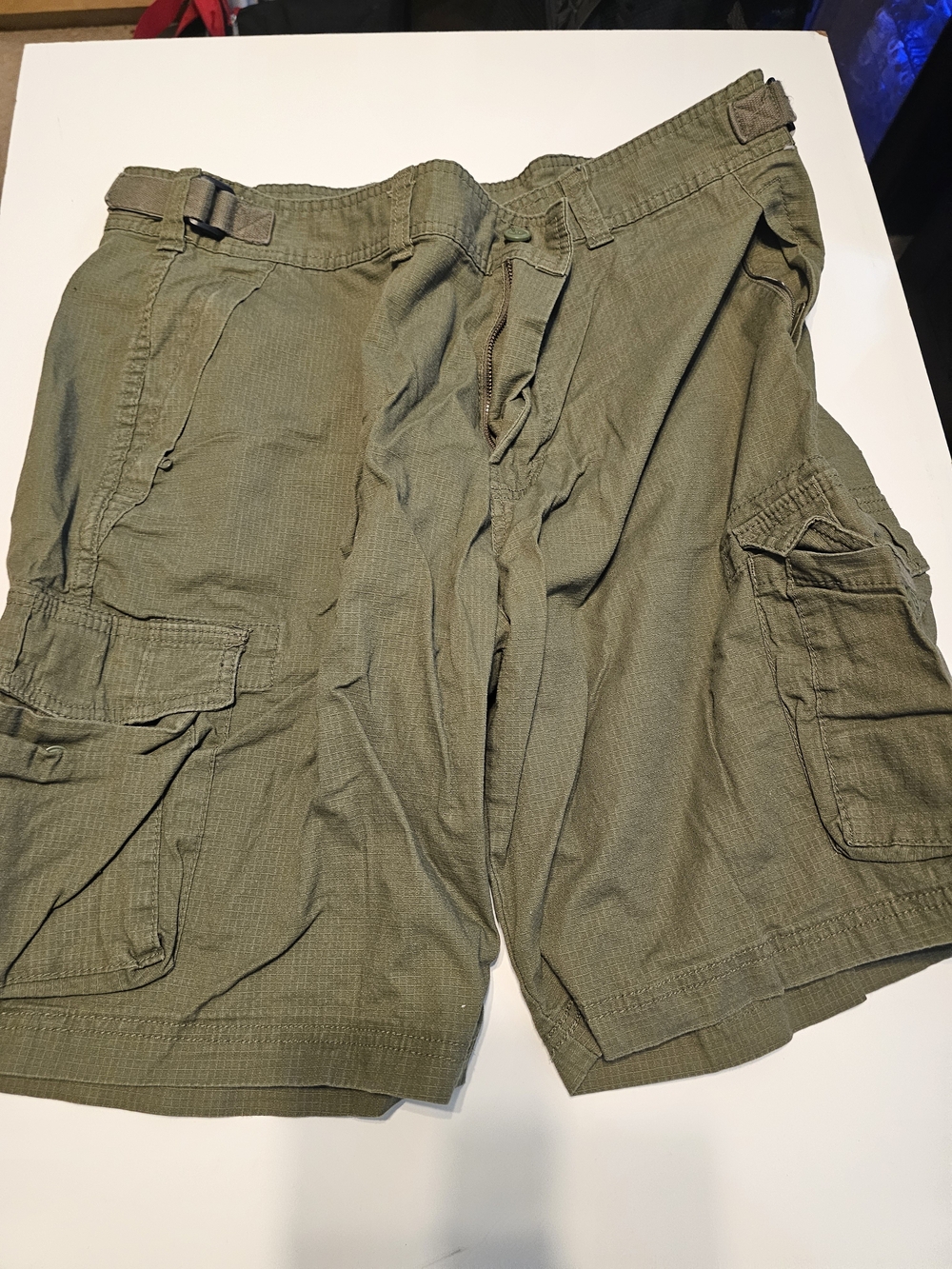 Goodfellow & Co Olive Cargo Shorts with Utility Pockets
